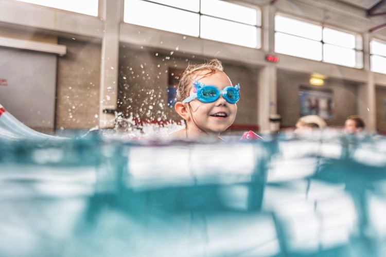 Chinese Swimming School